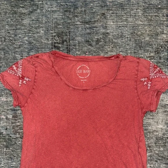 Lucky Brand Women's Coral Embroidered Tee - Picture 2 of 3